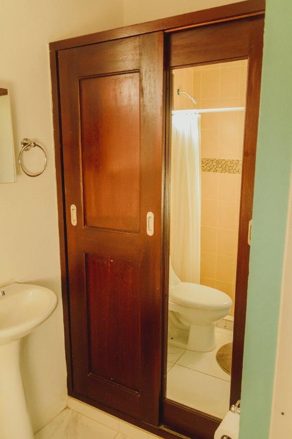 Hotel Casa Blanca León المظهر الخارجي الصورة