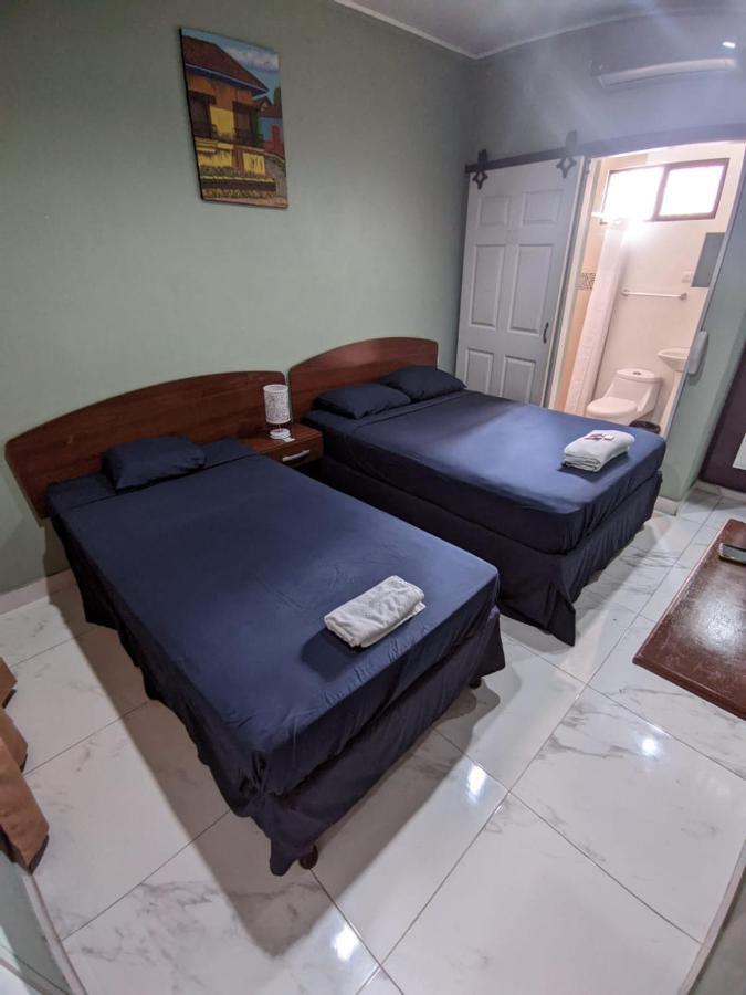 Hotel Casa Blanca León المظهر الخارجي الصورة